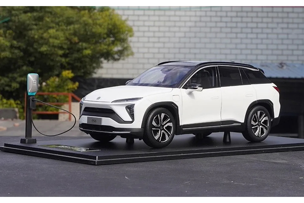 NIO ES6 PREMIER EDITION 2019 WHITE METALLIC