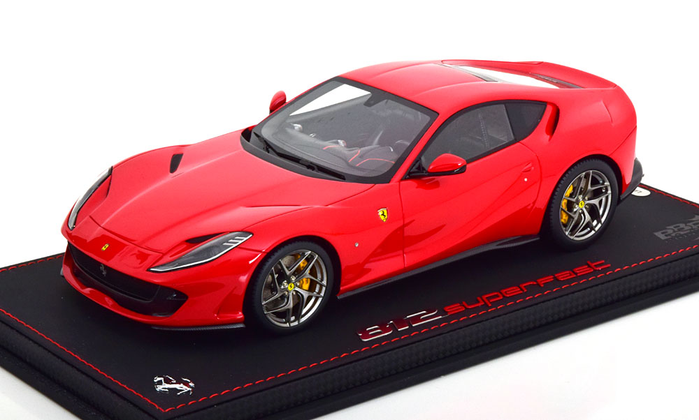 FERRARI 812 SUPERFAST 2017 RED