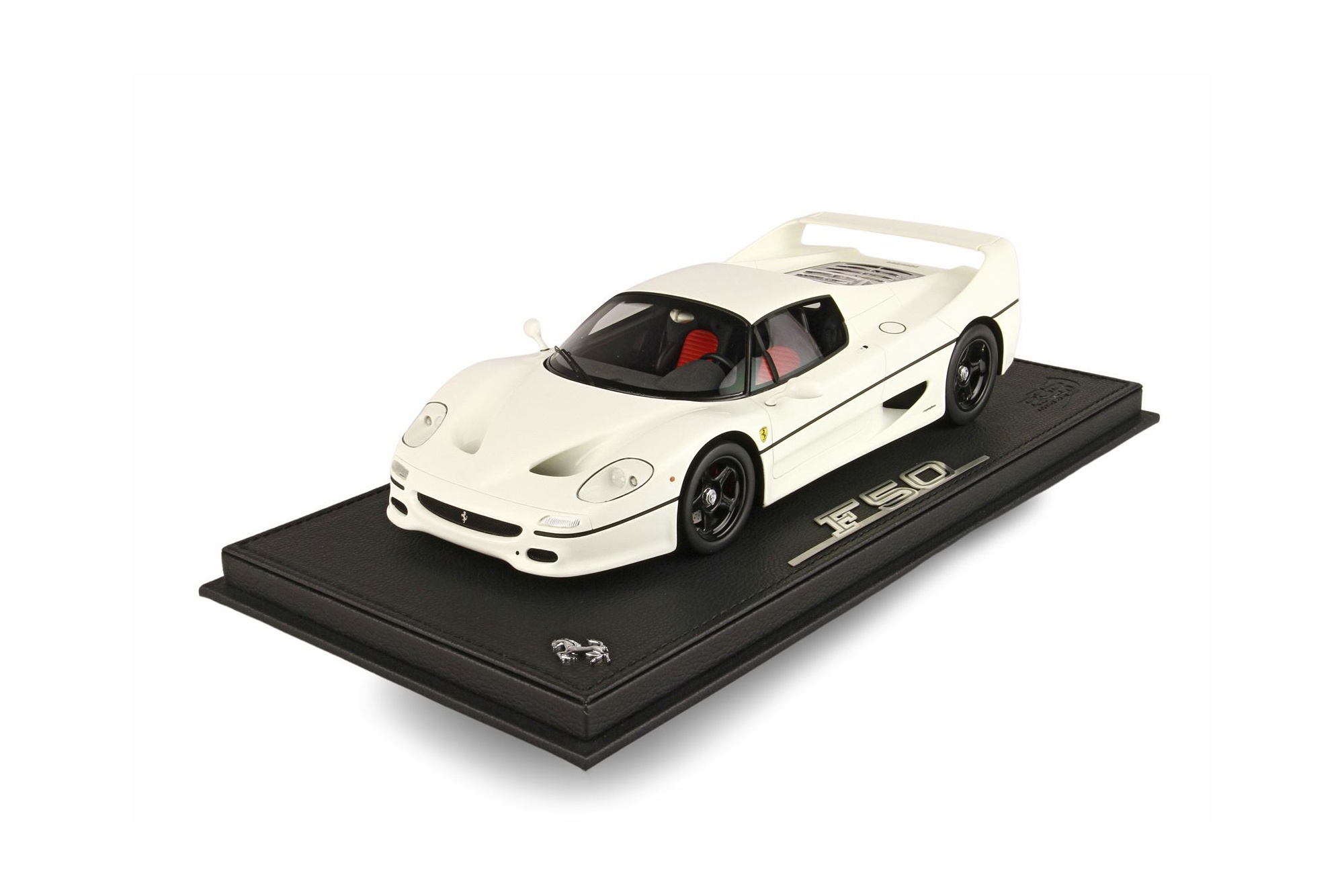 FERRARI F50 COUPE 1995 AVUS WHITE 100 / ФЕРРАРИ Ф50 КУПЕ 1995 АВУС 100 1:18 БЕЛЫЙ
