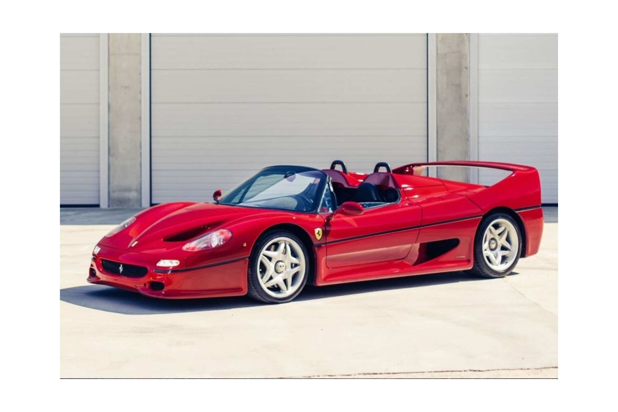 FERRARI F50 SPIDER RED AND BLACK INTERIOR / ФЕРРАРИ Ф50 СПАЙДЕР САЛОН 1:18 КРАСНЫЙ