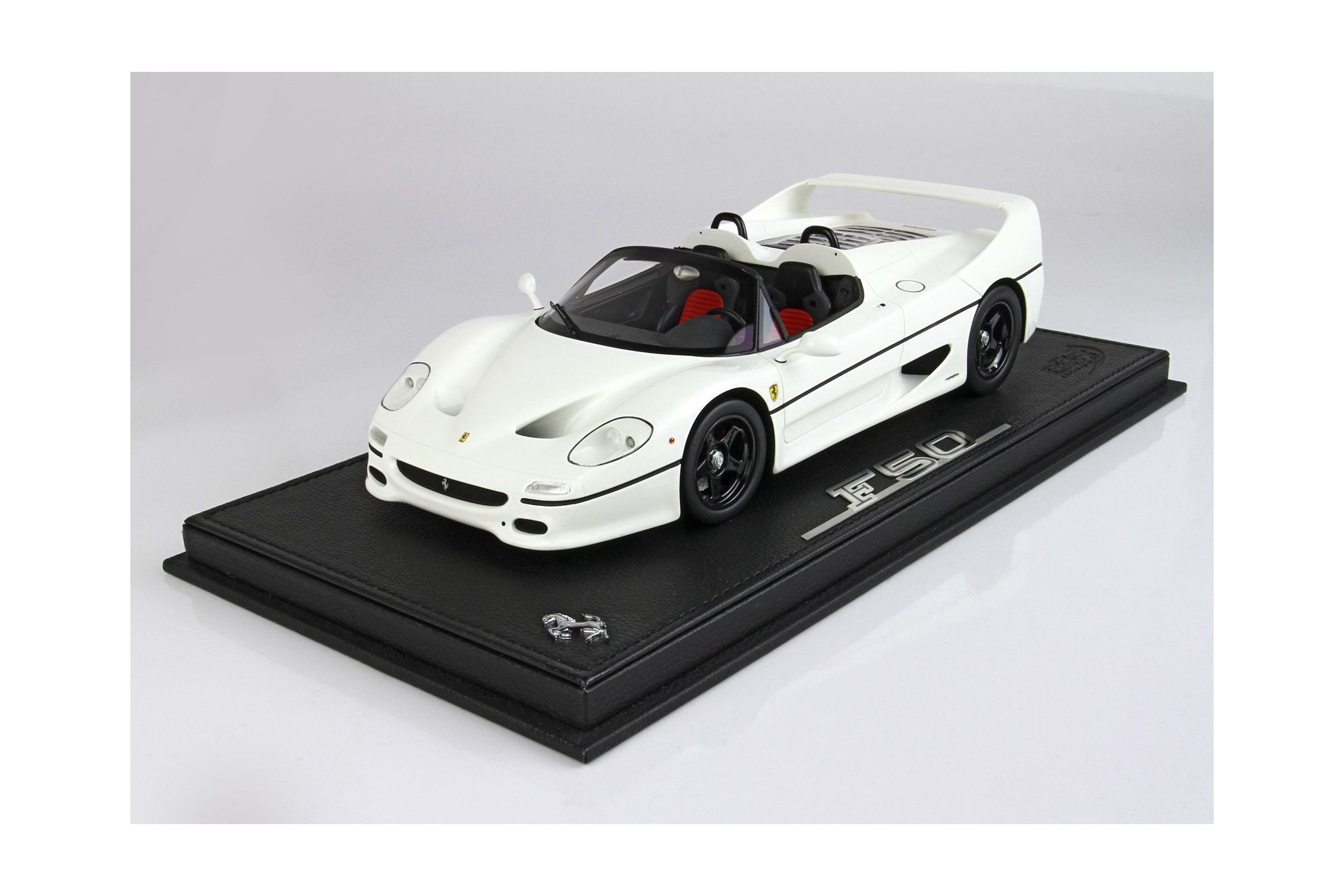 FERRARI F50 COUPE 1995 SPIDER VERSION AVUS WHITE RACE WHEELS / ФЕРРАРИ Ф50 КУПЕ 1995 СПАЙДЕР ВЕРСИОН АВУС РАКЕ КОЛЕСА 1:18 БЕЛЫЙ
