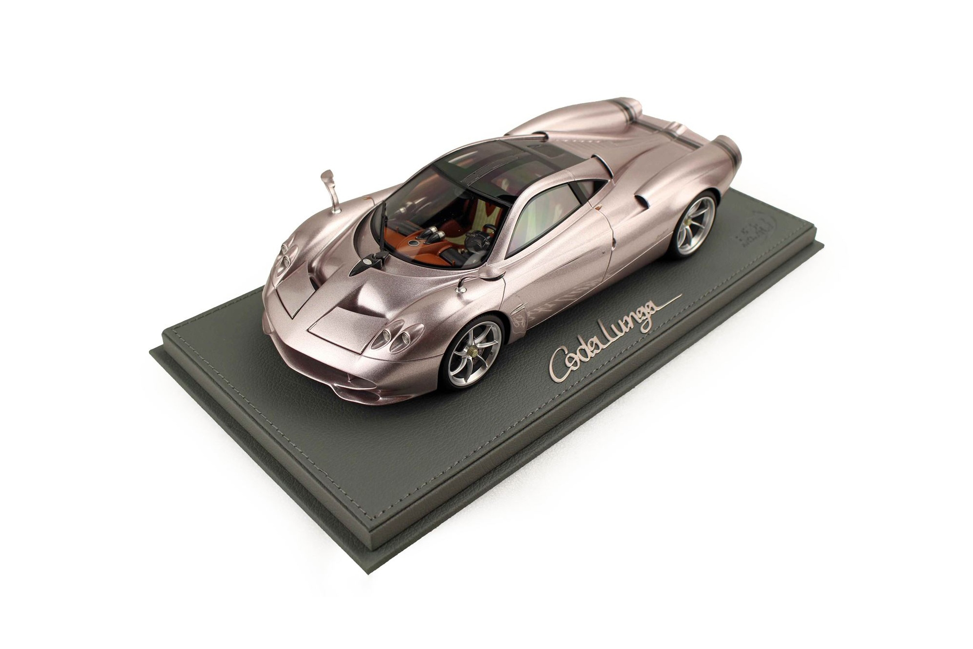 PAGANI HUAYRA CODALUNGA IRIDESCENT BRONZO AYMARA / ПАГАНИ ХУАЙРА КОДАЛУНГА ИРИДЕСКЕНТ АИМАРА 1:18 БРОНЗОВЫЙ