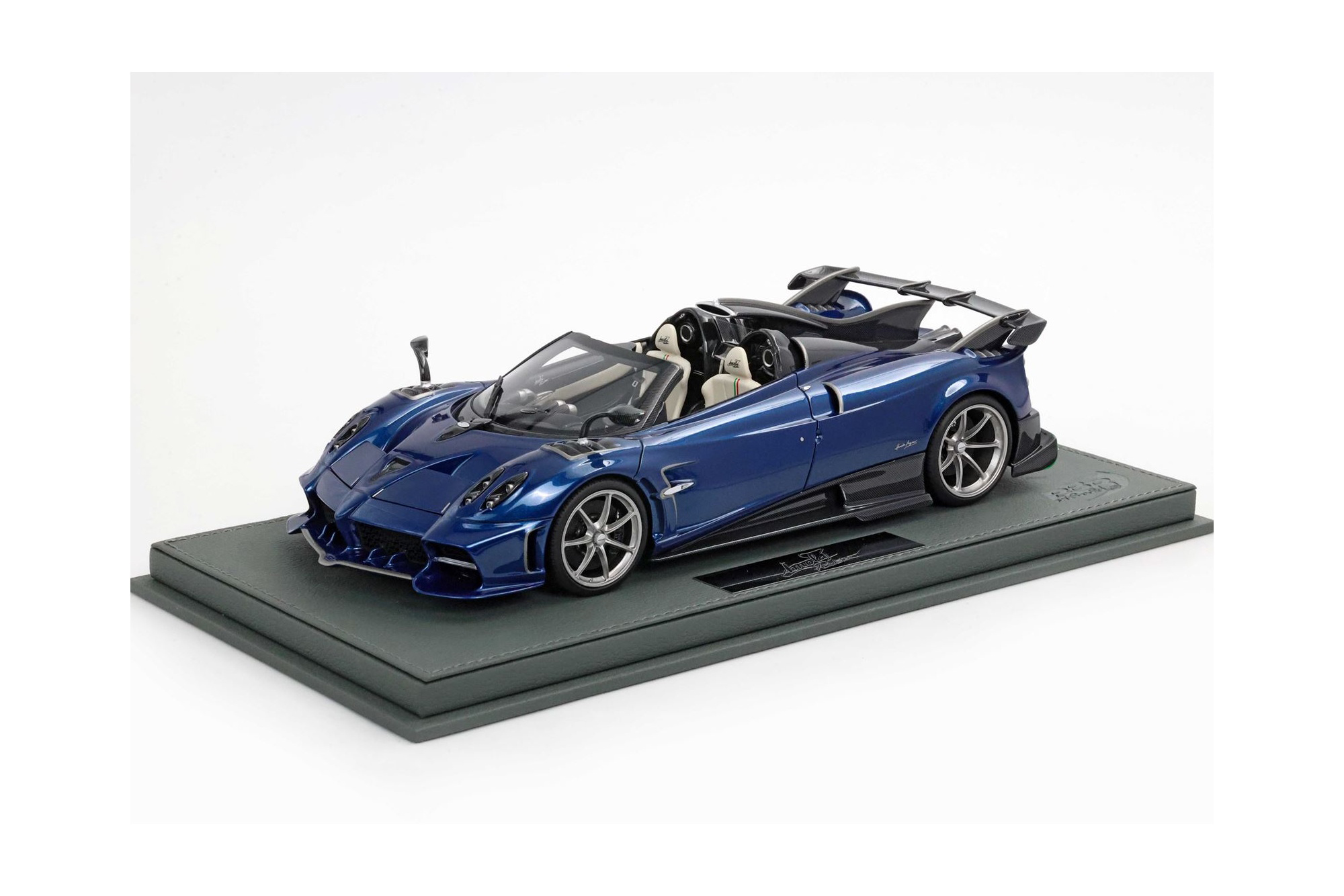 PAGANI IMOLA ROADSTER DARK BLUE / ПАГАНИ ИМОЛА РОДСТЕР ДАРК 1:18 СИНИЙ