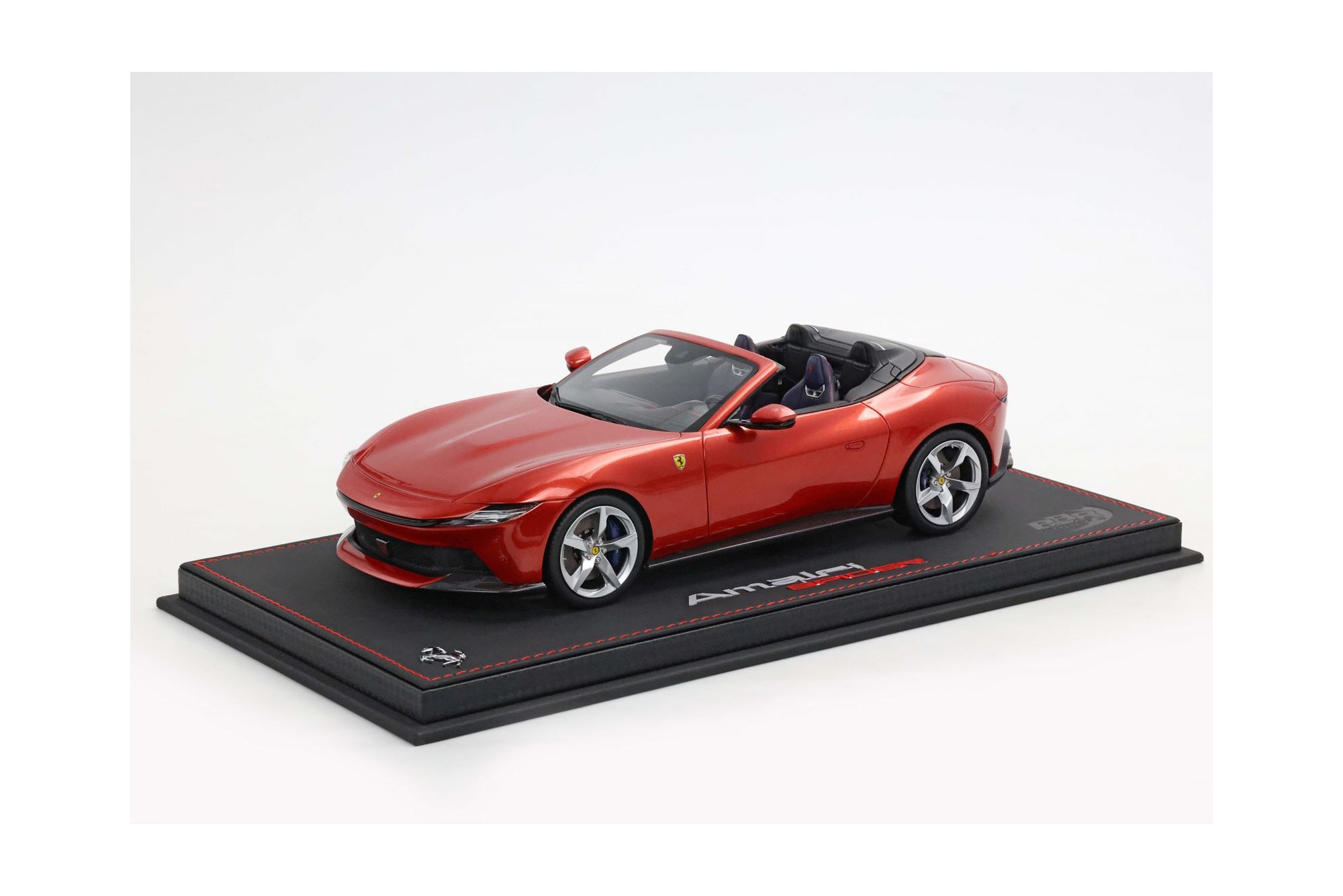 FERRARI AMALFI SPIDER ROSSO TRAMONTO / ФЕРРАРИ АМАЛФИ СПАЙДЕР ТРАМОНТО 1:18 КРАСНЫЙ