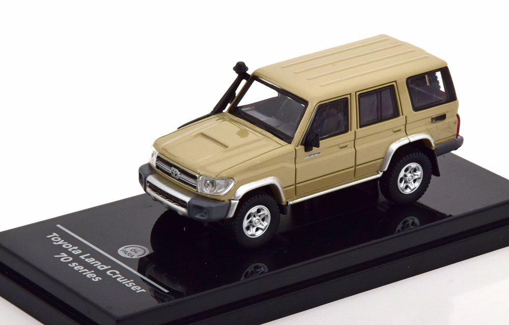 TOYOTA LAND CRUISER 60 70 SERIES 2014 CREME (ДЛИНА МОДЕЛИ 6-10 СМ)