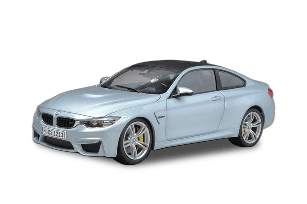 BMW M4 COUPE F82 SILVERSTONE (СЕРЕБРИСТЫЙ)