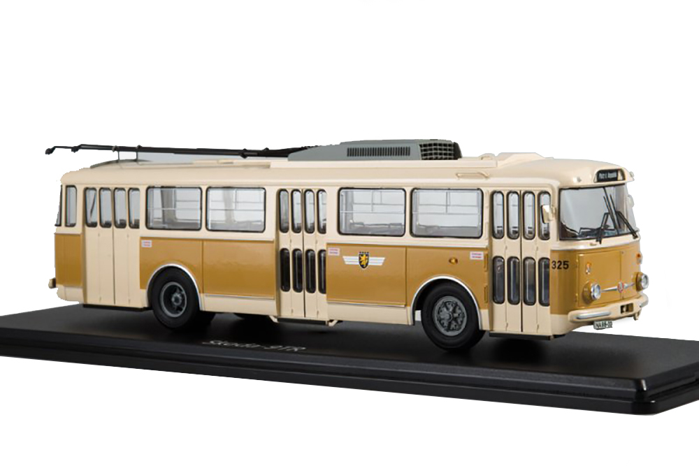 SKODA-9TR GERA CITY TROLLEY 1961