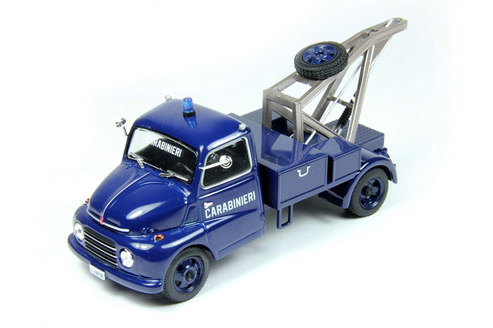 FIAT 615 CARABINIERI ПОЛИЦЕЙСКИЕ МАШИНЫ МИРА #65 СИНИЙ