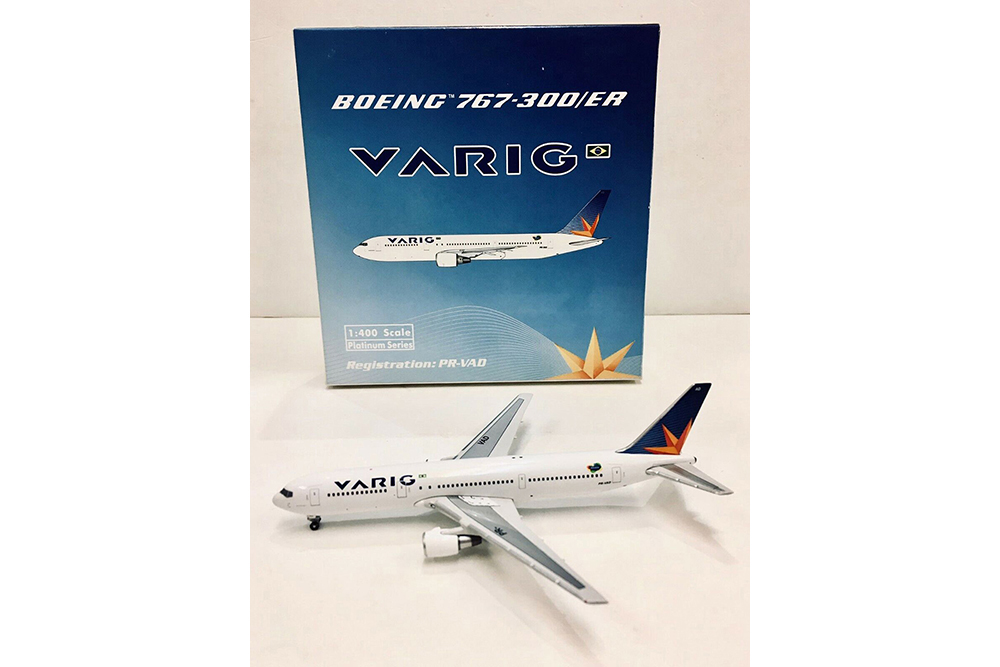 BOEING B 767-3Y0ER VARIG PR-VAD LIMITED 500 PCS (ДЛИНА 13,73 СМ)