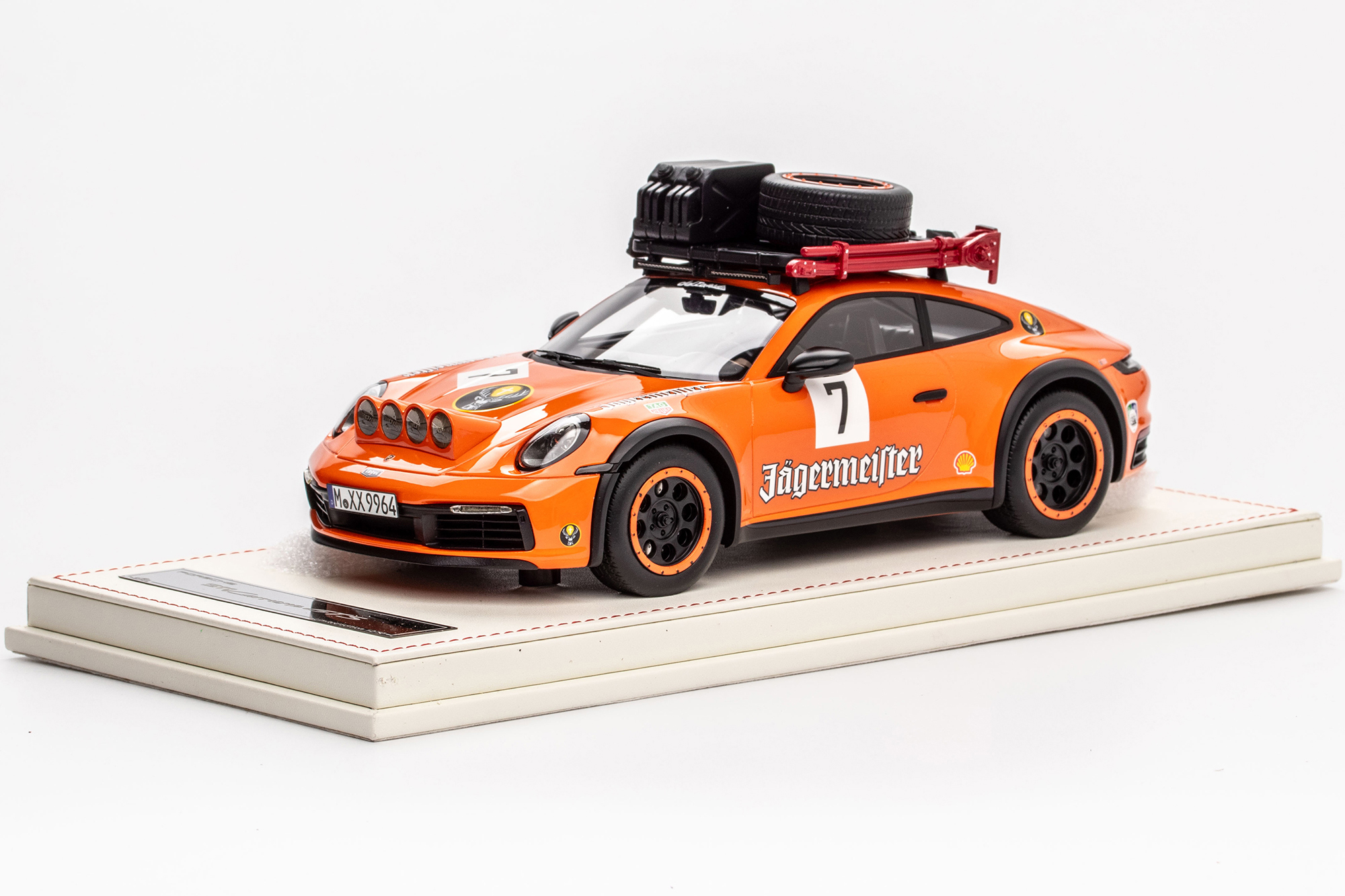 PORSCHE 911 (992) DAKAR «JÄGERMEISTER»  2023 / ПОРШЕ ДАКАР ЯГЕРМАЙСТЕР ОРАНЖЕВЫЙ (С БОКСОМ, ЛИМИТ 21/50)