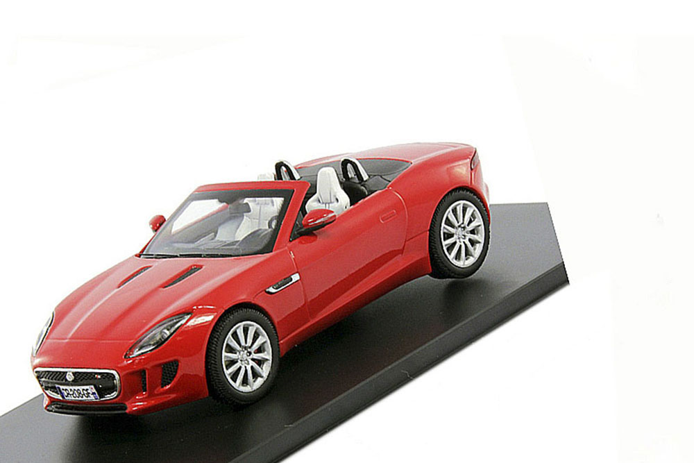 JAGUAR F-TYPE S 2013 RED
