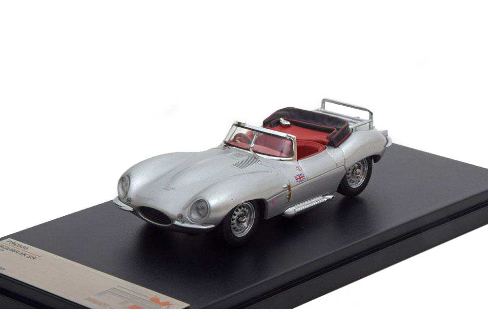JAGUAR XK SS SILBER RHD