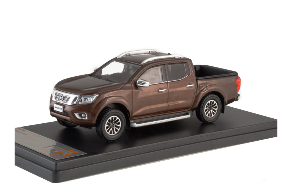 NISSAN NAVARA 2015 BROWN METALLIC