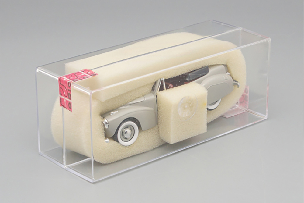 LINCOLN CONTINENTAL CABRIOLET OPEN (1941), GREY