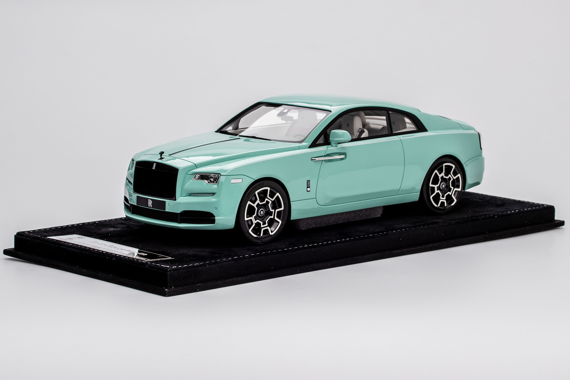 ROLLS-ROYCE WRAITH 2026 TIFFANY MINT / РОЛЛС РОЙС РАЙТ ТИФФАНИ МИНТ (С БОКСОМ,ЛИМИТ 26/30)