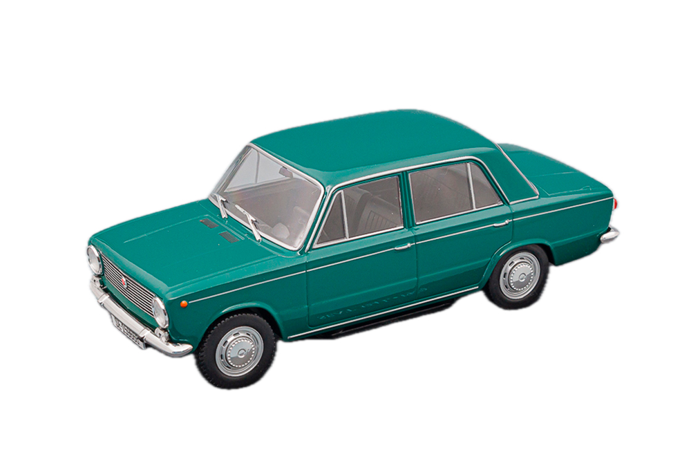 SEAT 124 L 1969, GREEN