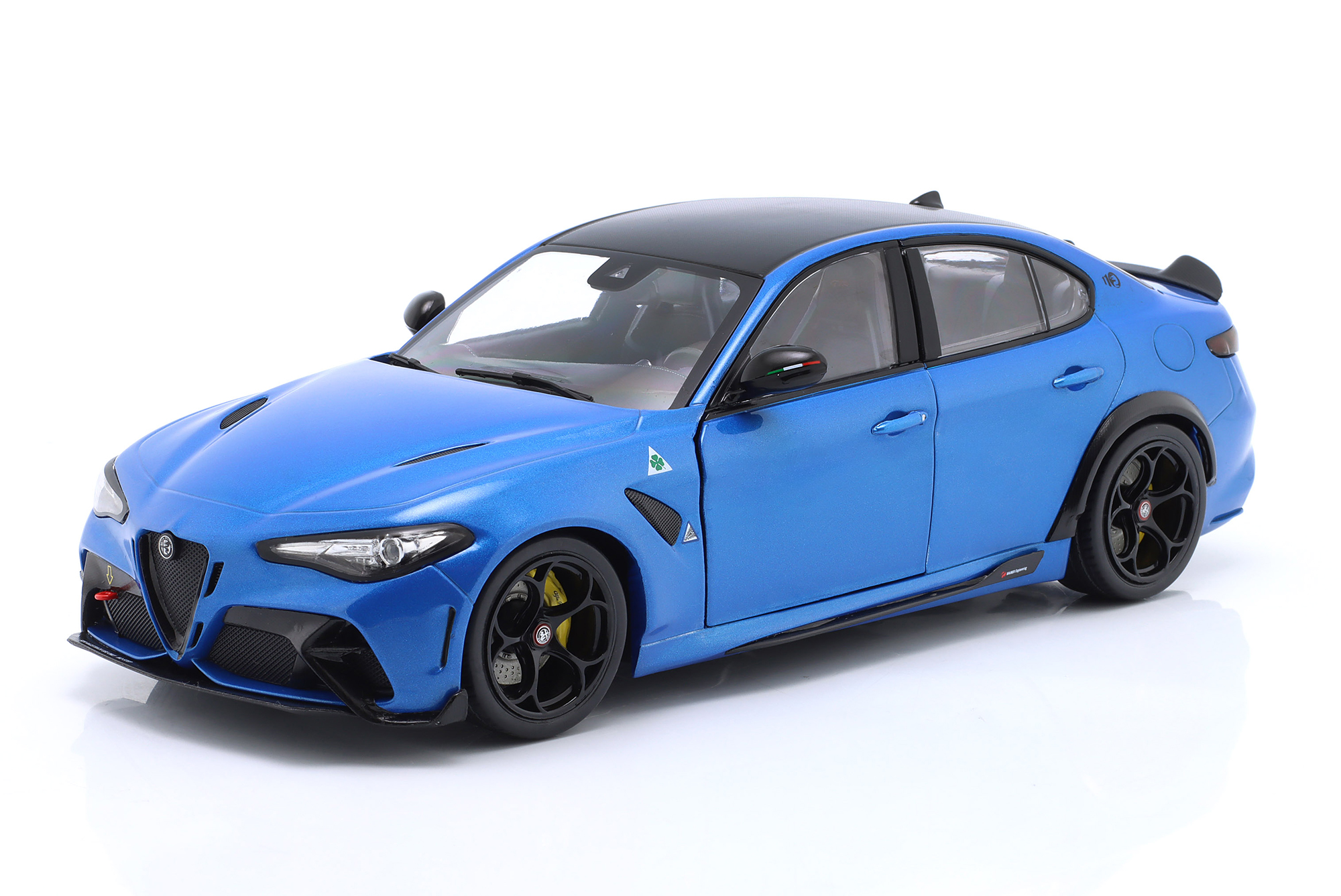 ALFA ROMEO GIULIA GTA 2022 BLUE METALLIC / АЛЬФА РОМЕО ДЖУЛИЯ СИНИЙ
