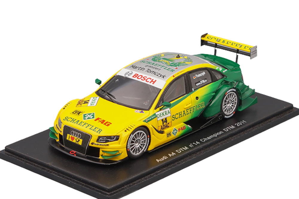 AUDI A4 DTM #14 MARTIN TOMCZYK CHAMPION DTM 2011