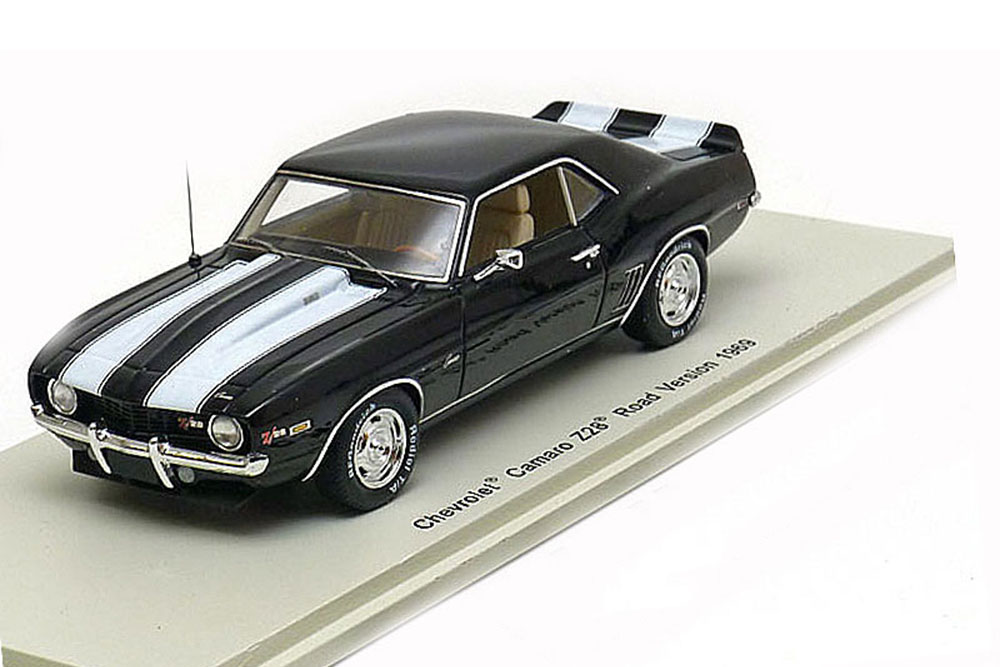 CHEVROLET CAMARO Z28 ROAD VERSION 1969 BLACK