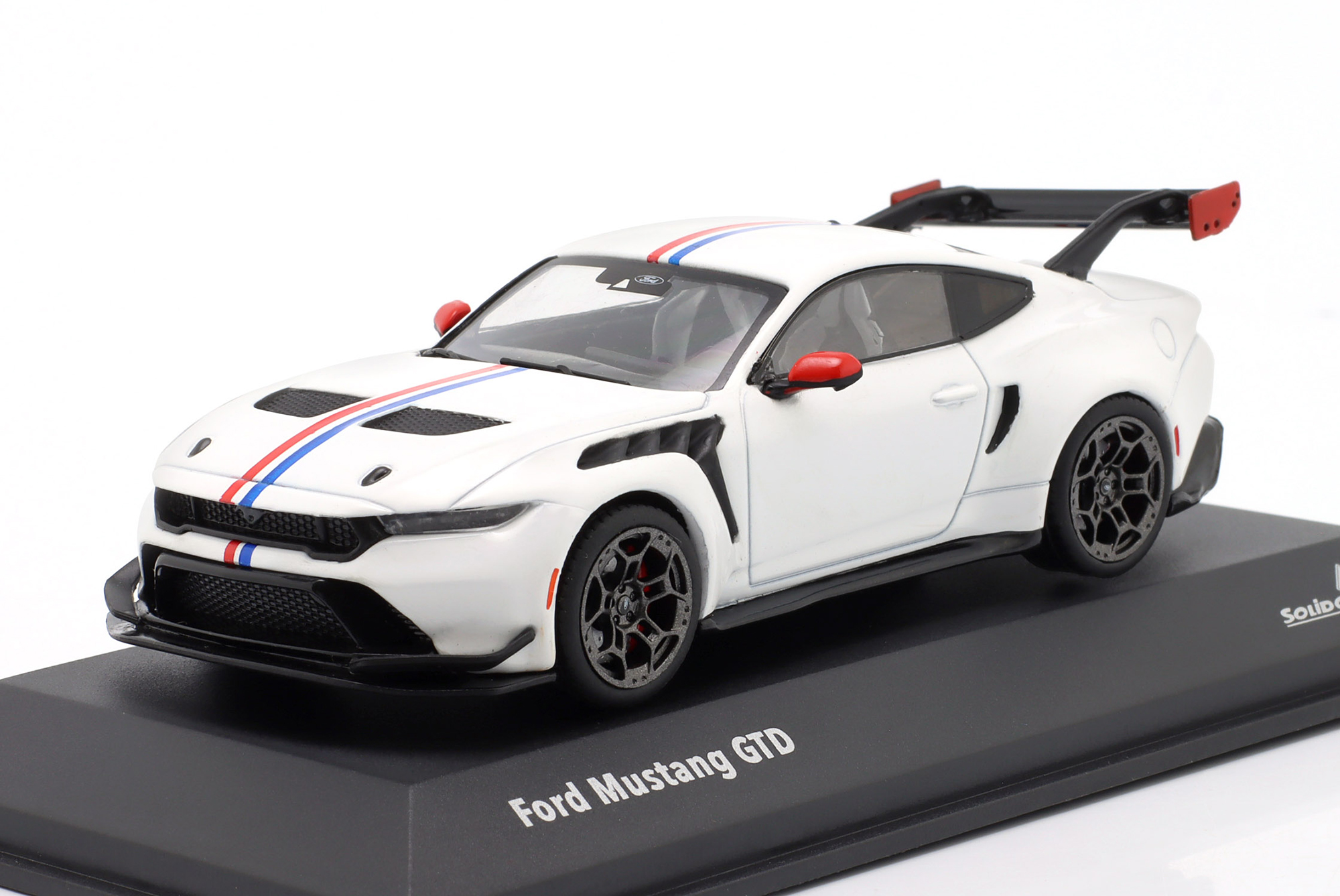 FORD MUSTANG GTD YEAR 2025 WHITE / DECOR / ФОРД МУСТАНГ ГТД БЕЛЫЙ