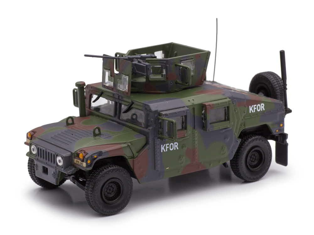 HUMMER AM GENERAL M1115 HUMVEE KFOR 1983 ЗЕЛЕНЫЙ КАМУФЛЯЖ