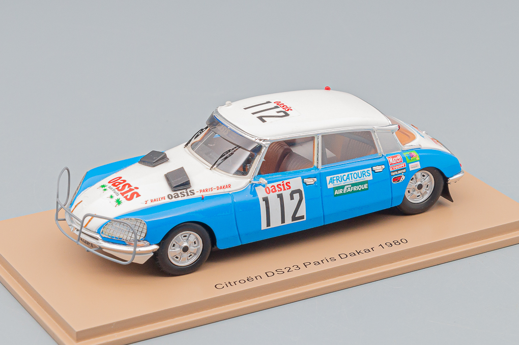 CITROEN DS23 #112 PARIS DAKAR 1980 C. DELLES - J-P. LAMY - A. BIRON