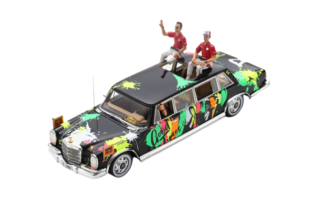 MERCEDES 600 PULLMAN REBELLION RACING CAR NO.1 PARADE DES PILOTES LE MANS 2019 / MERCEDES 600 PULLMAN REBELLION ГОНОЧНЫЙ АВТОМОБИЛЬ NO1 ЛЕ-МАН ПАРАД ВОДИТЕЛЕЙ 2019