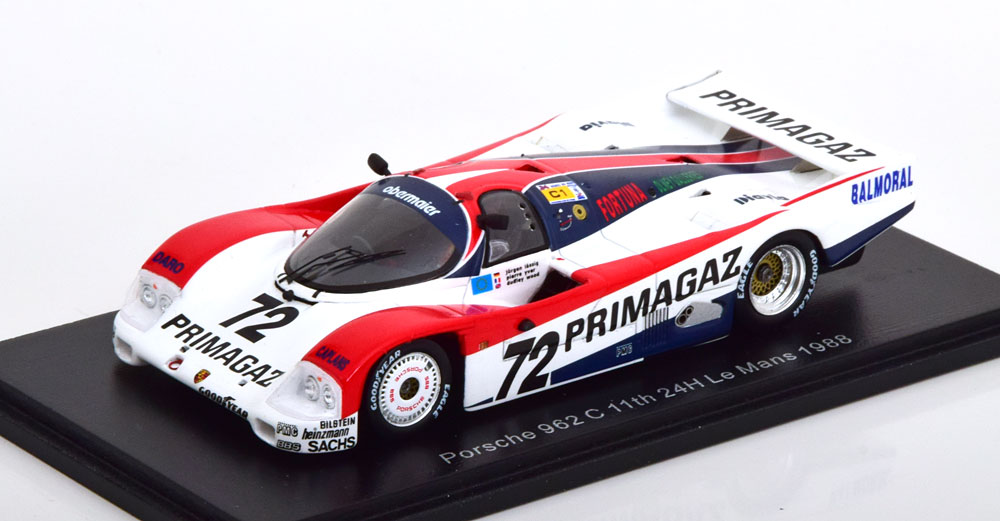 PORSCHE 962C NO 72 24H LE MANS 1988