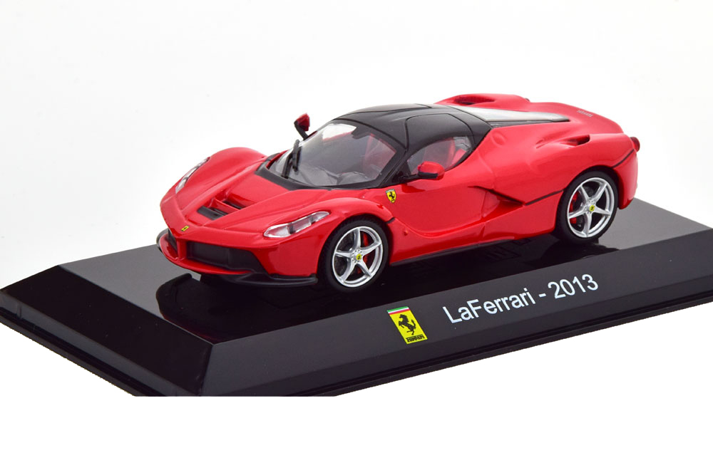 FERRARI LAFERRARI 2013 RED