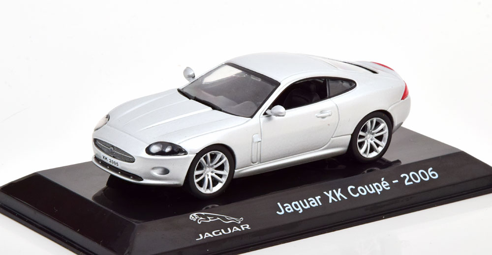 JAGUAR XK COUPE 2006 SILVER