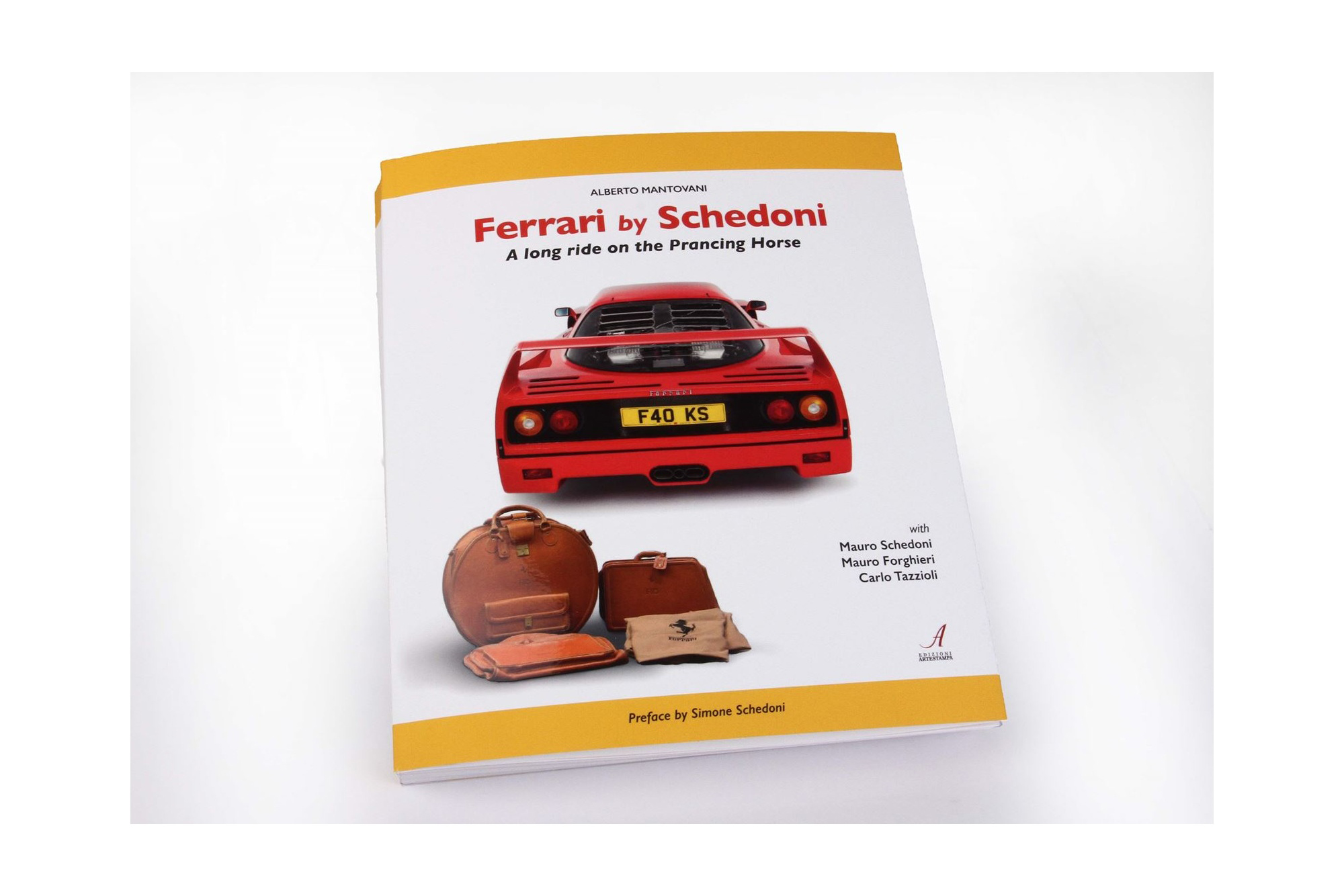 BOOK FERRARI BY SCHEDONI ENGLISH VERSION A LONG RIDE ON THE PRANCING HORSE / ФЕРРАРИ БООК СКХЕДОНИ ЕНГЛИСХ ВЕРСИОН А ЛОНГ РИДЕ ОН ПРАНКИНГ 1:1