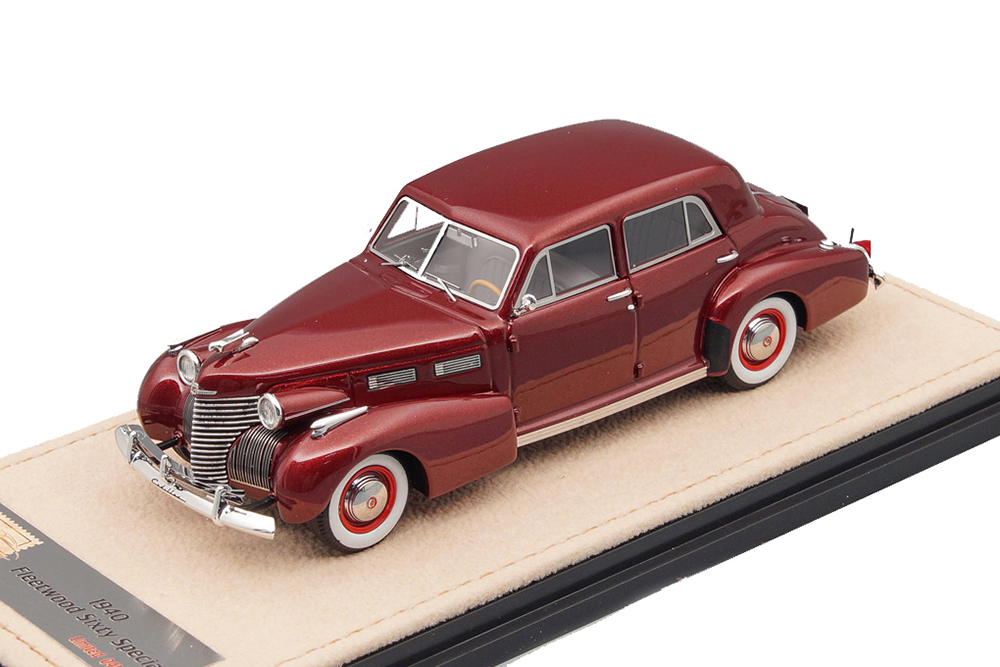 CADILLAC FLEETWOOD SIXTY SPECIAL 1940 MAROON METALLIC
