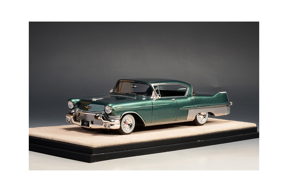 CADILLAC FLEETWOOD SIXTY SPECIAL 1957 ARLINGTON GREEN METALLIC
