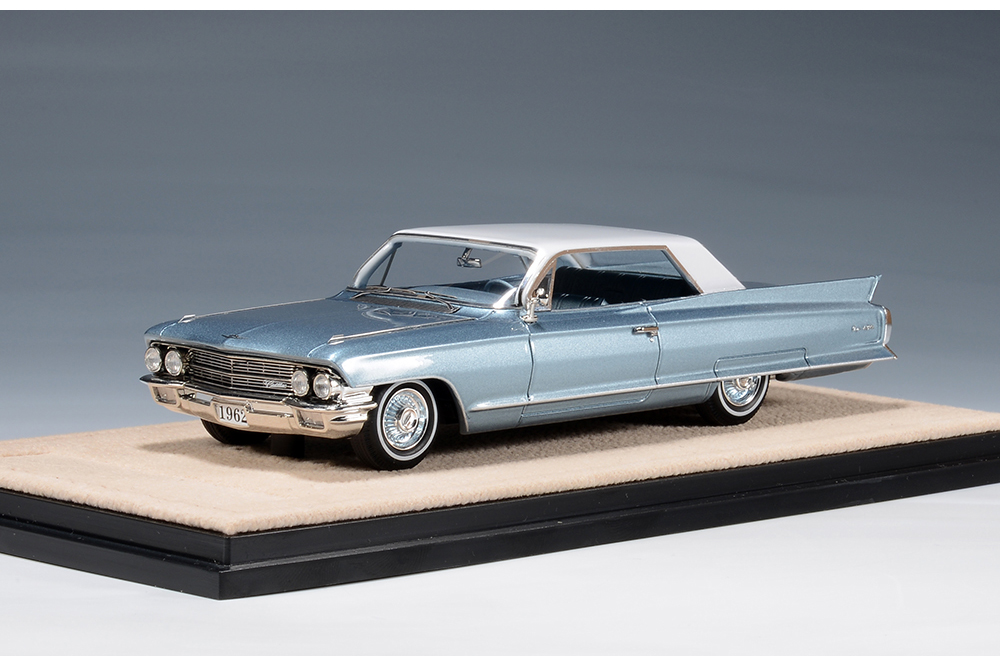CADILLAC COUPE DEVILLE 1962 NEWPORT BLUE METALLIC