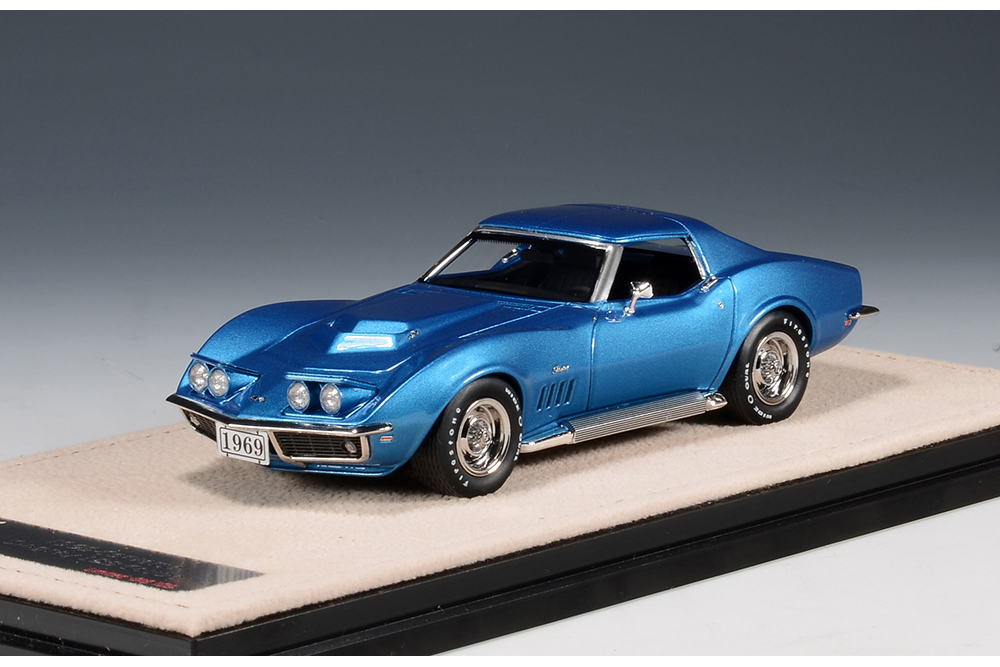 CHEVROLET CORVETTE STINGRAY L88 COUPE (ЗАКРЫТЫЙ, ПОДНЯТЫЕ ФАРЫ) 1969 LEMANS BLUE METALLIC