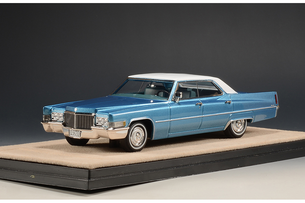 CADILLAC SEDAN DEVILLE 1970 CORINTHIAN BLUE METALLIC