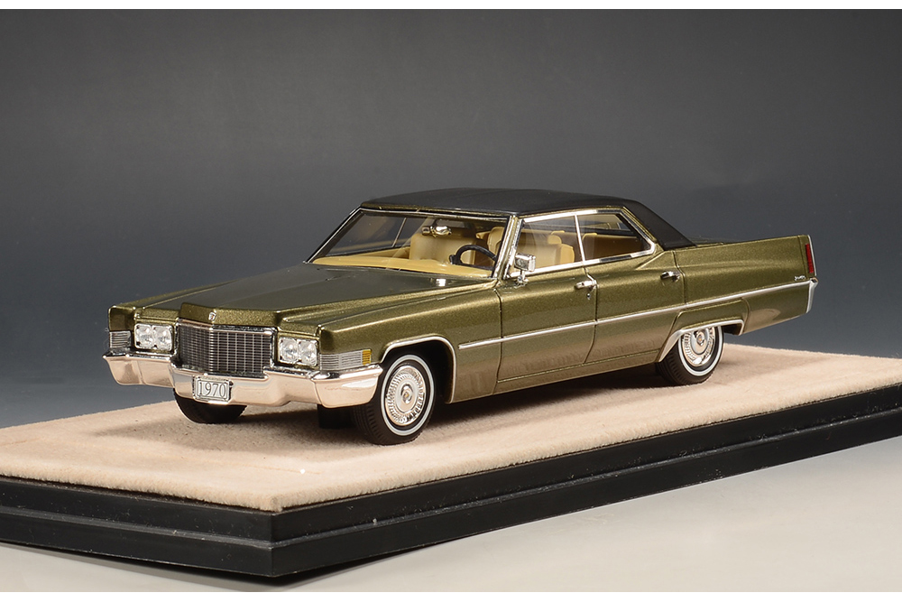 CADILLAC SEDAN DEVILLE 1970 BYZANTINE GOLD METALLIC