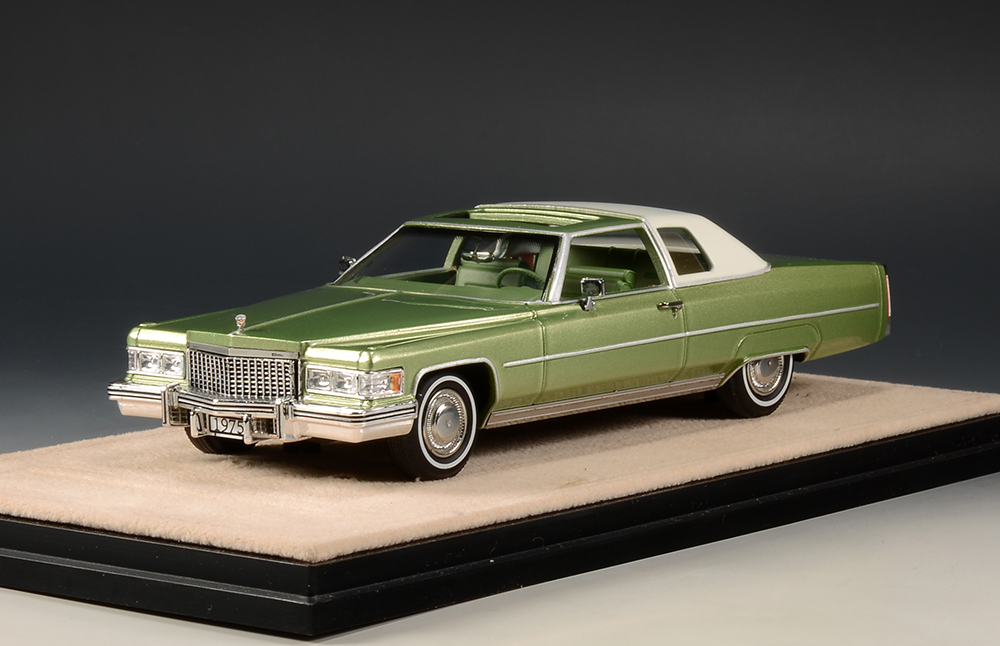 CADILLAC COUPE DEVILLE 1975 LIDO GREEN IRID