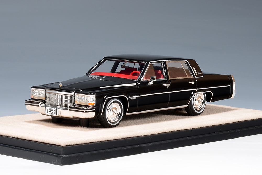 CADILLAC SEDAN DEVILLE 1983 BLACK