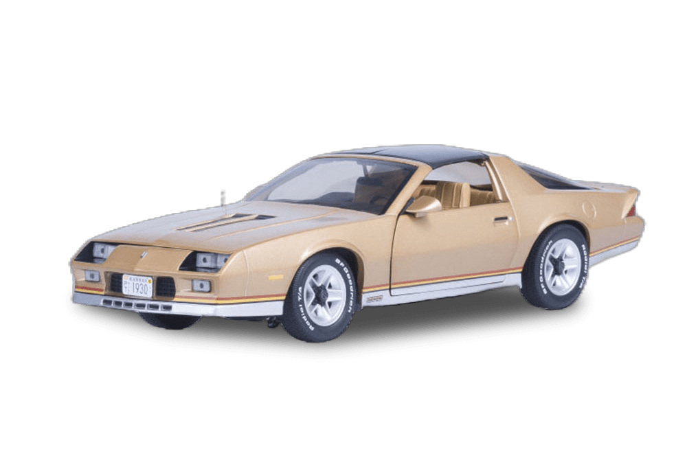 CHEVROLET CAMARO 1982 ЗОЛОТОЙ
