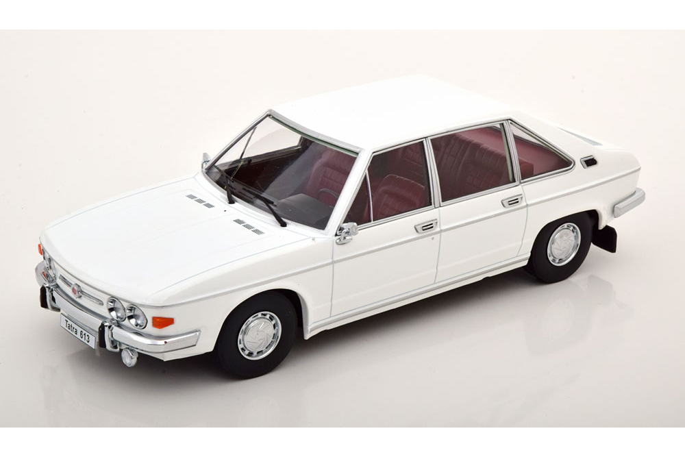 TATRA 613 1979 WHITE