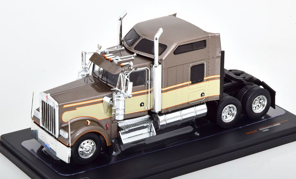 KENWORTH W900 TOWING VEHICLE 1990 BROWNMETALLIC CREME
