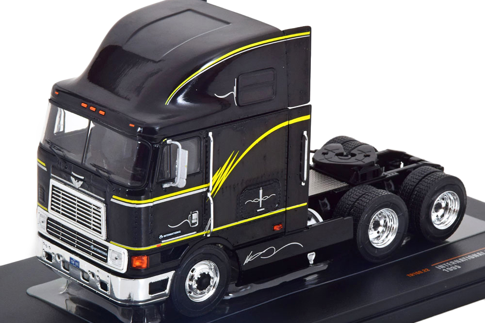 INTERNATIONAL EAGLE 1995 BLACK