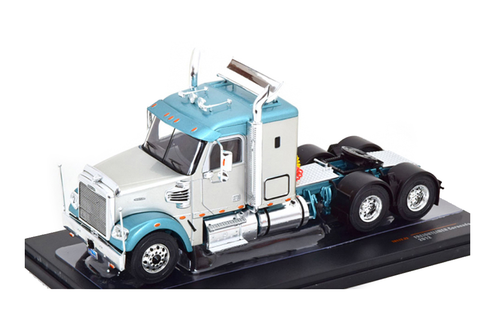 FREIGHTLINER CORONADO 2008 SILVER/GREEN