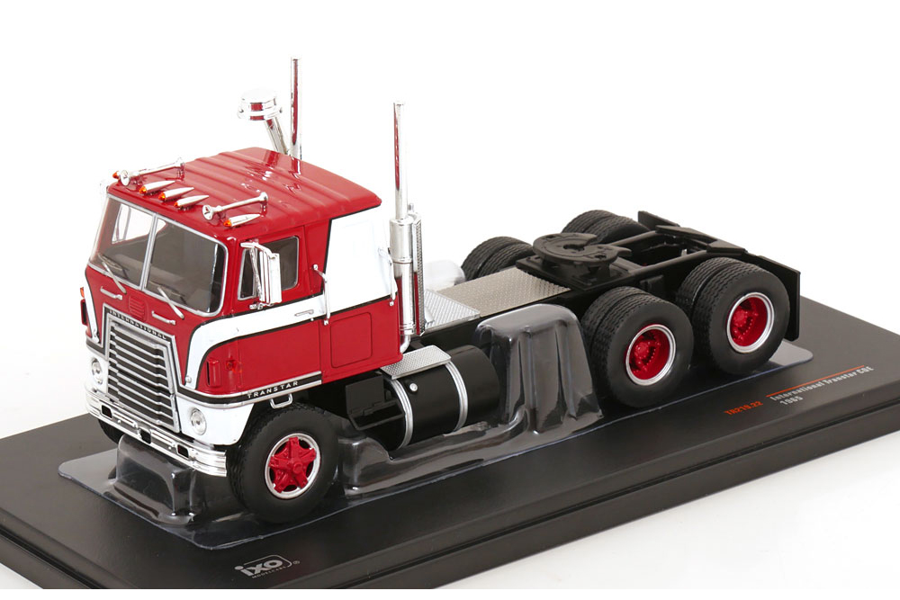 INTERNATIONAL TRANSTAR COE TOWING VEHICLE 1965 RED WHITE