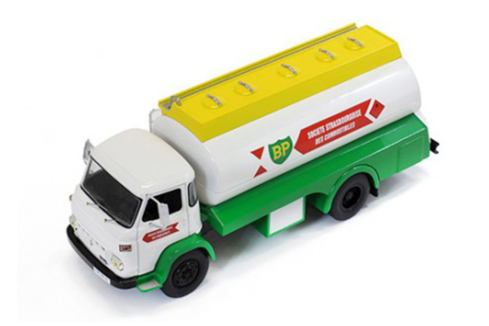 SAVIEM SM8 BRITISH PETROLIUM 1974 GREEN/WHITE