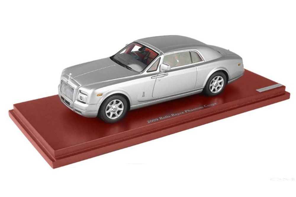 ROLLS-ROYCE PHANTOM COUPE 2009 SILVER