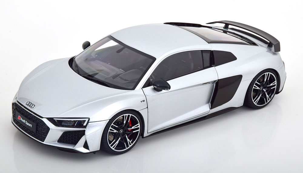 AUDI R8 2022 SILVER