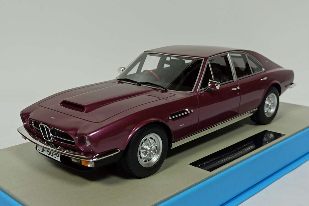 ASTON MARTIN LAGONDA SALOON 1974 RED 1:18