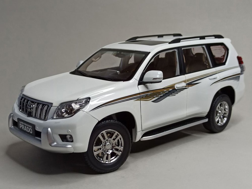 TOYOTA LAND CRUISER PRADO ДИЛЕРСКИЙ 1:18